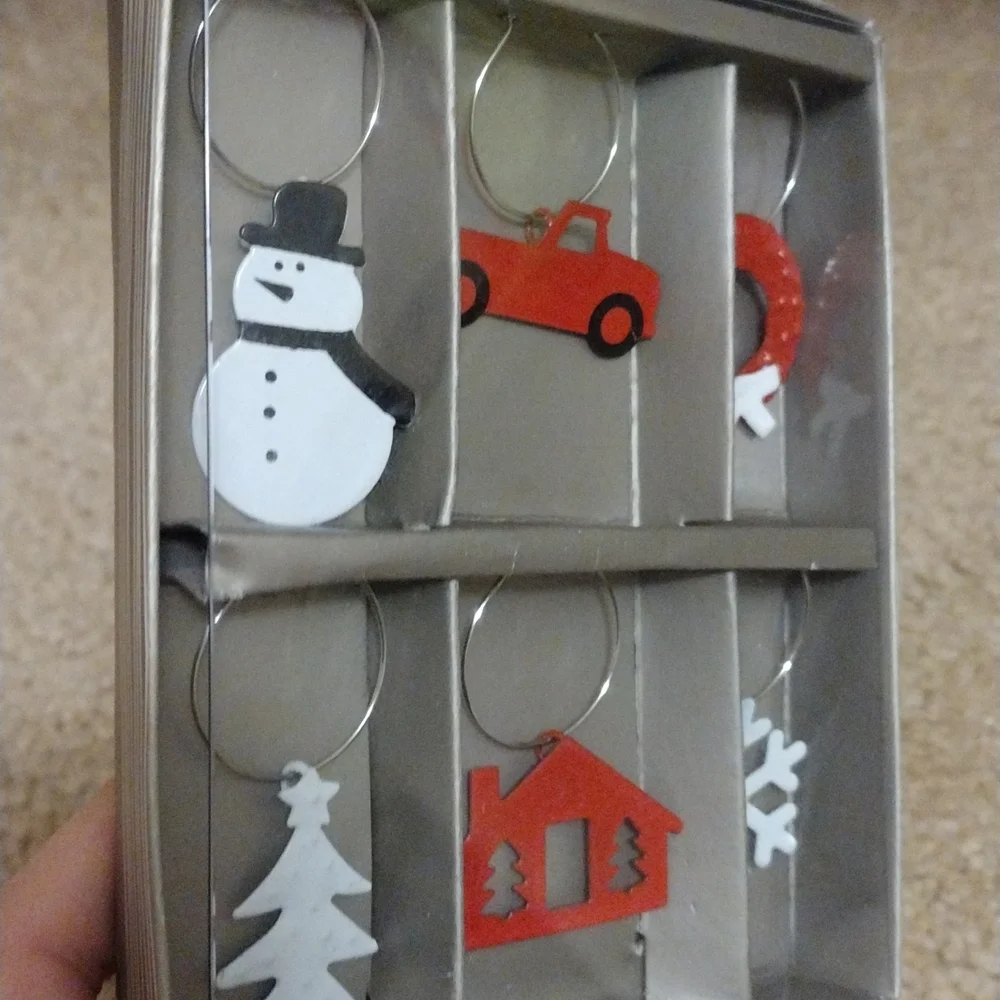 Pier 1 imports drink wine charms Christmas themed